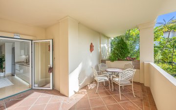 Property slide 10