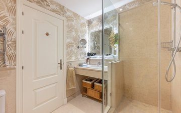 Property slide 21