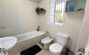 Property slide 10