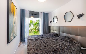 Property slide 23