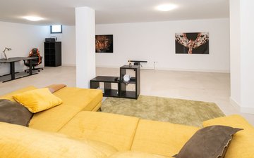 Property slide 25