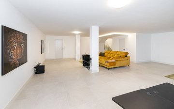 Property slide 55