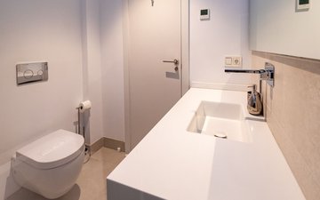 Property slide 61