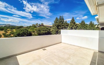 Property slide 17