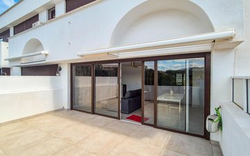 Property slide 25