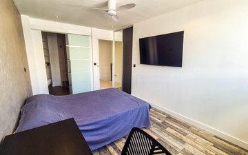 Property slide 30