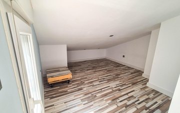 Property slide 38