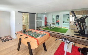 Property slide 49