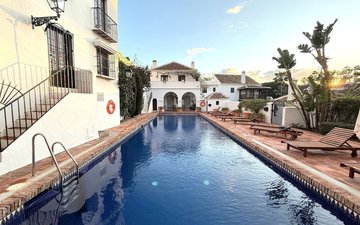 Property slide 10