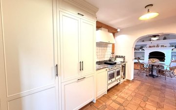 Property slide 14