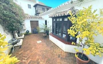 Property slide 17