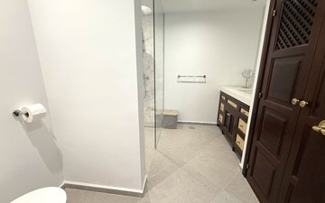 Property slide 24