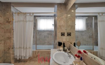 Property slide 17