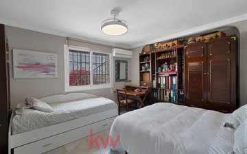 Property slide 20