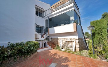 Property slide 22