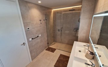 Property slide 31