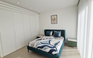 Property slide 40