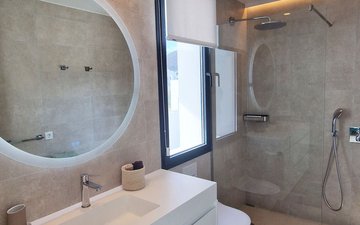 Property slide 43
