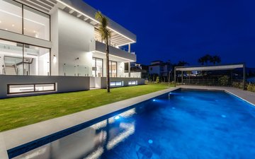 Property slide 24