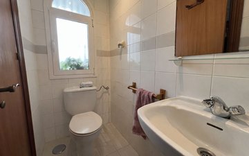 Property slide 23