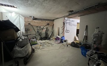 Property slide 28