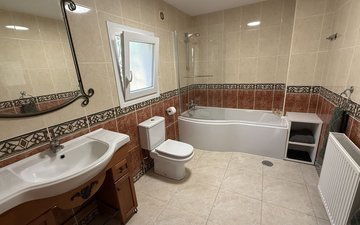 Property slide 14