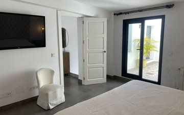 Property slide 23