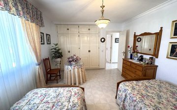 Property slide 40