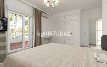 Property slide 25