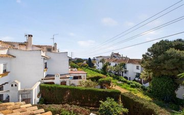 Property slide 15