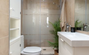 Property slide 17
