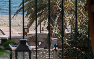 Property slide 32