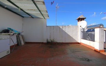 Property slide 21