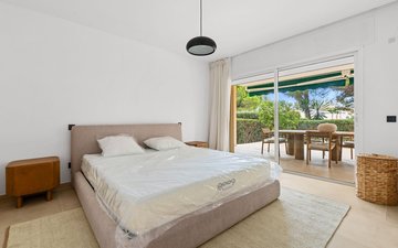Property slide 25