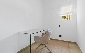 Property slide 31