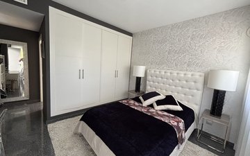 Property slide 22