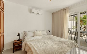 Property slide 21