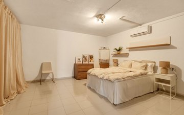 Property slide 24