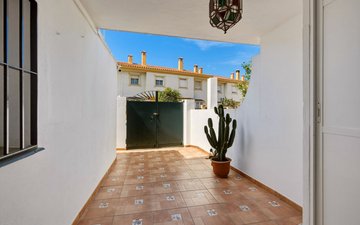 Property slide 25