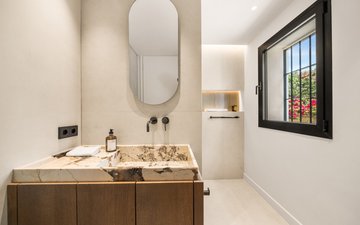 Property slide 25