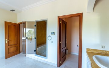 Property slide 31
