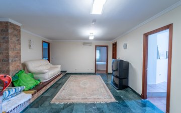 Property slide 36