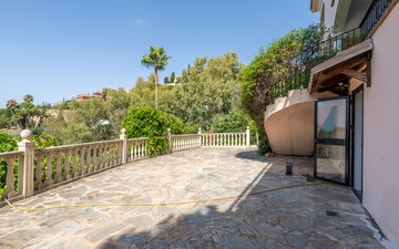 Property slide 45