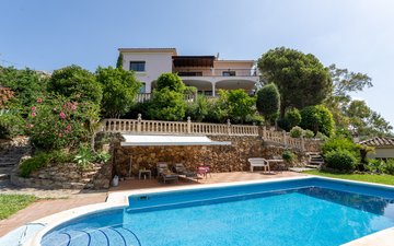 Property slide 46