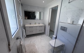 Property slide 20