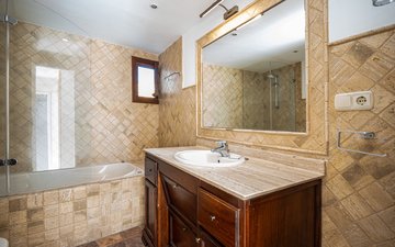 Property slide 15