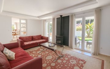 Property slide 21