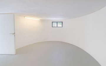 Property slide 60