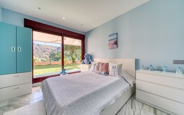 Property slide 23