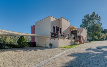 Property slide 25